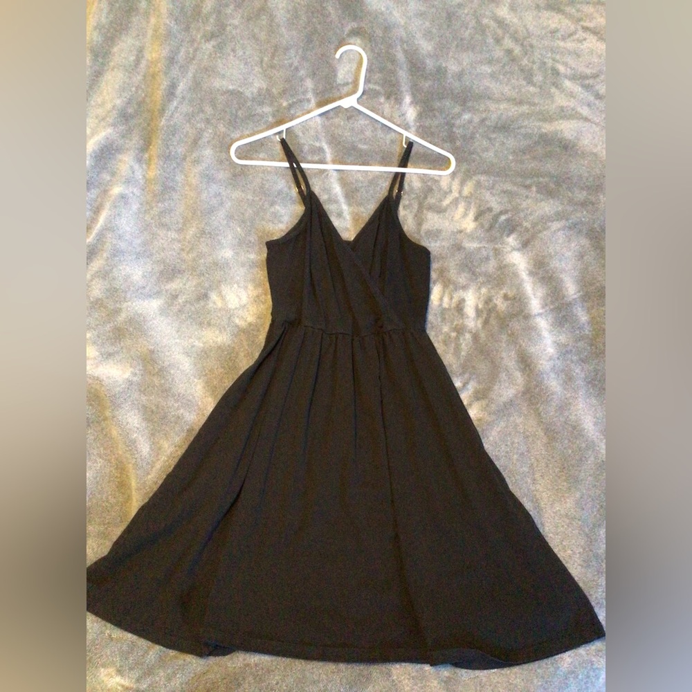 Black Sleeveless Dress